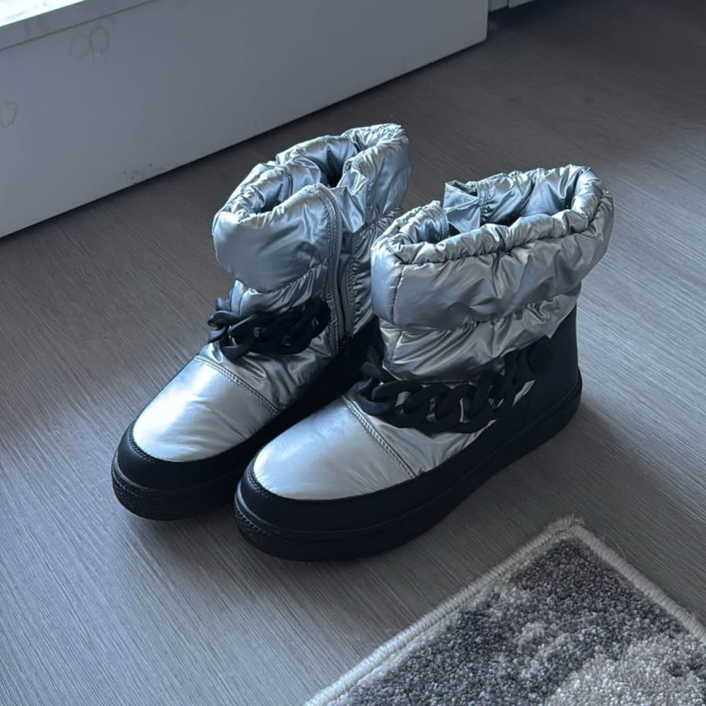 Silver Women's Winter Boots